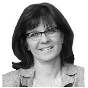 Picture of Ginny Rentko VMD DACVIM